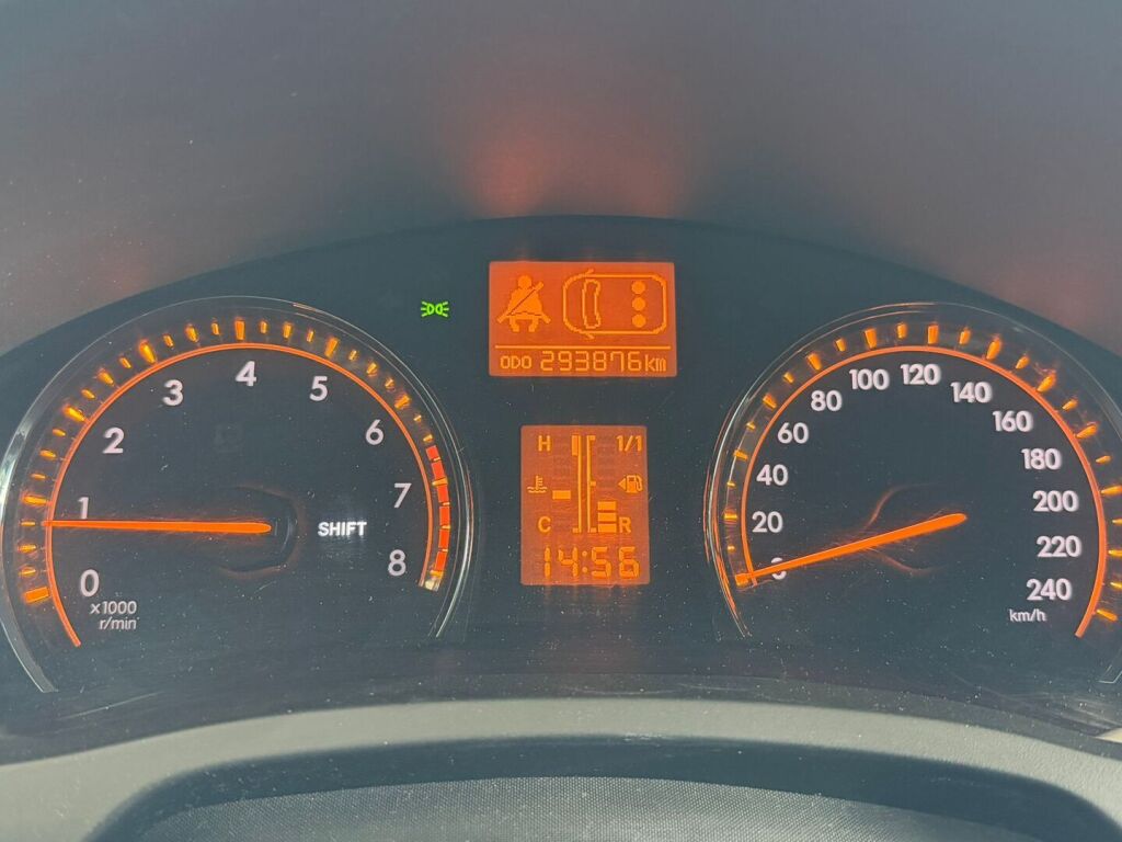 Toyota Avensis 2010 Sininen