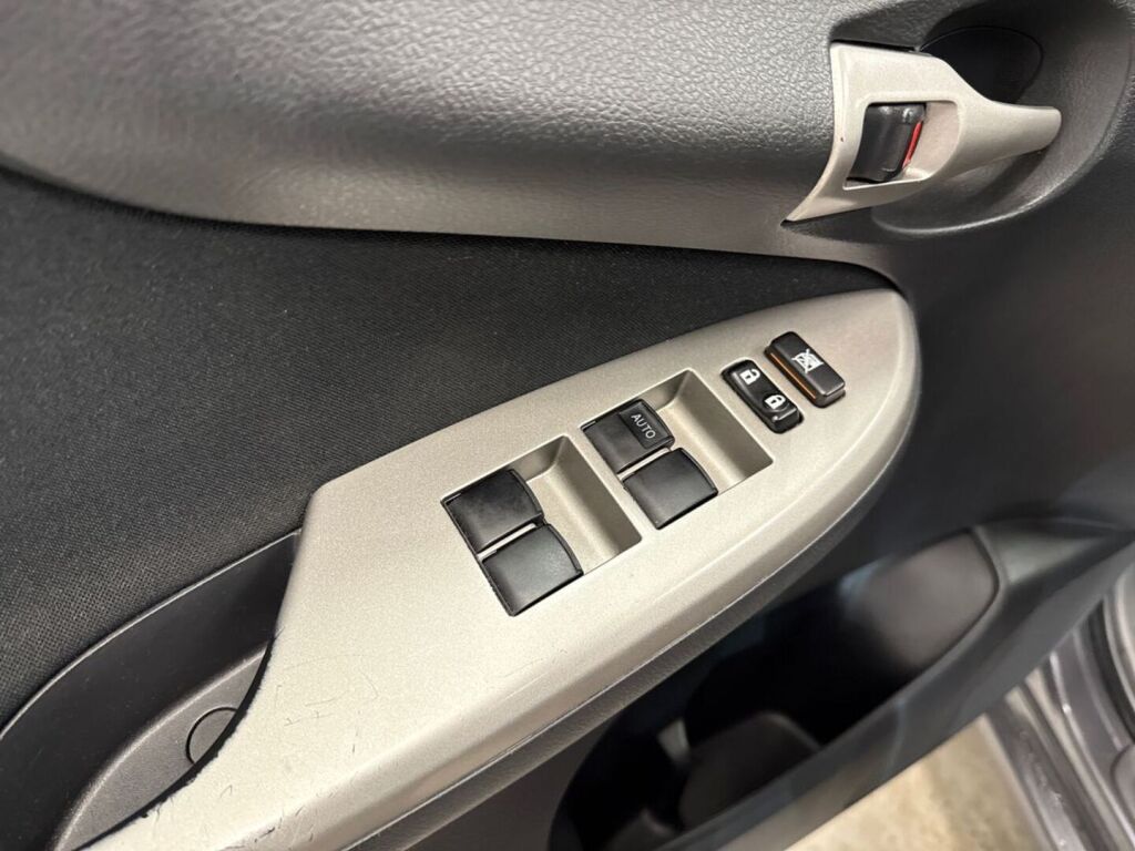Toyota Corolla 2010 Harmaa