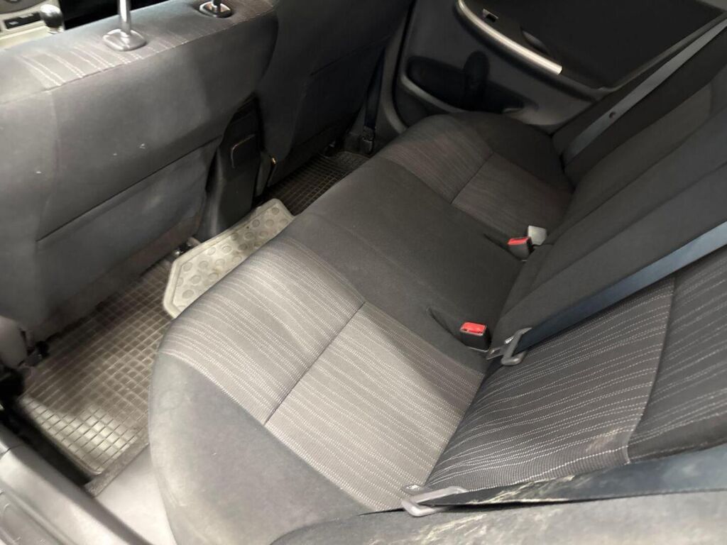 Toyota Corolla 2010 Harmaa