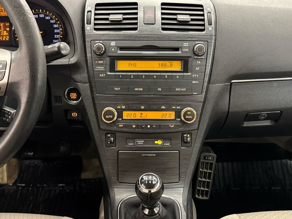 Toyota Avensis 2010 Sininen