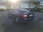 Skoda Octavia 2010 Musta