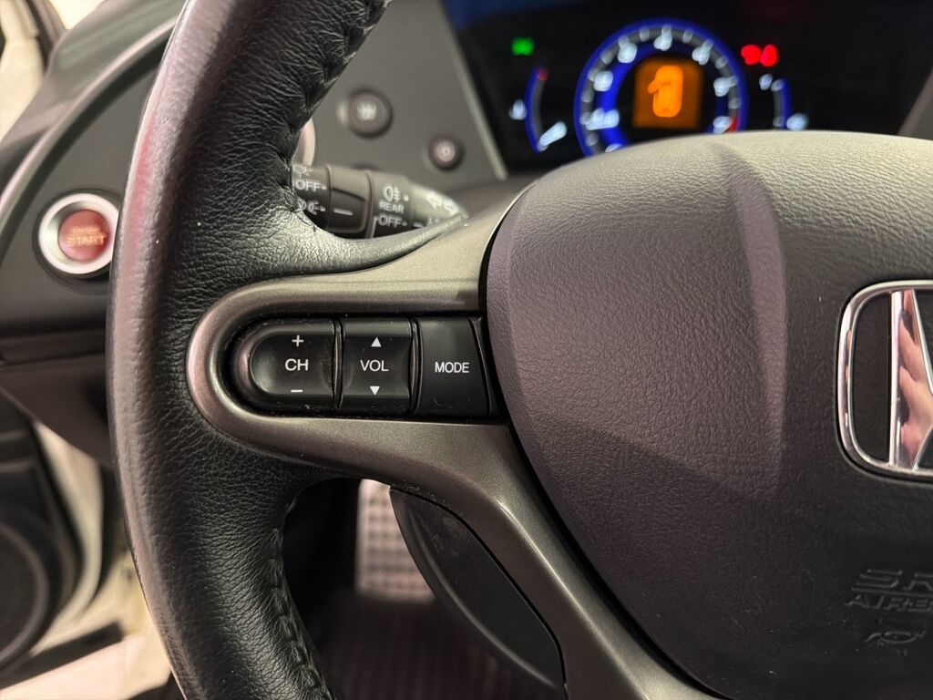 Honda Civic 2010 Valkoinen