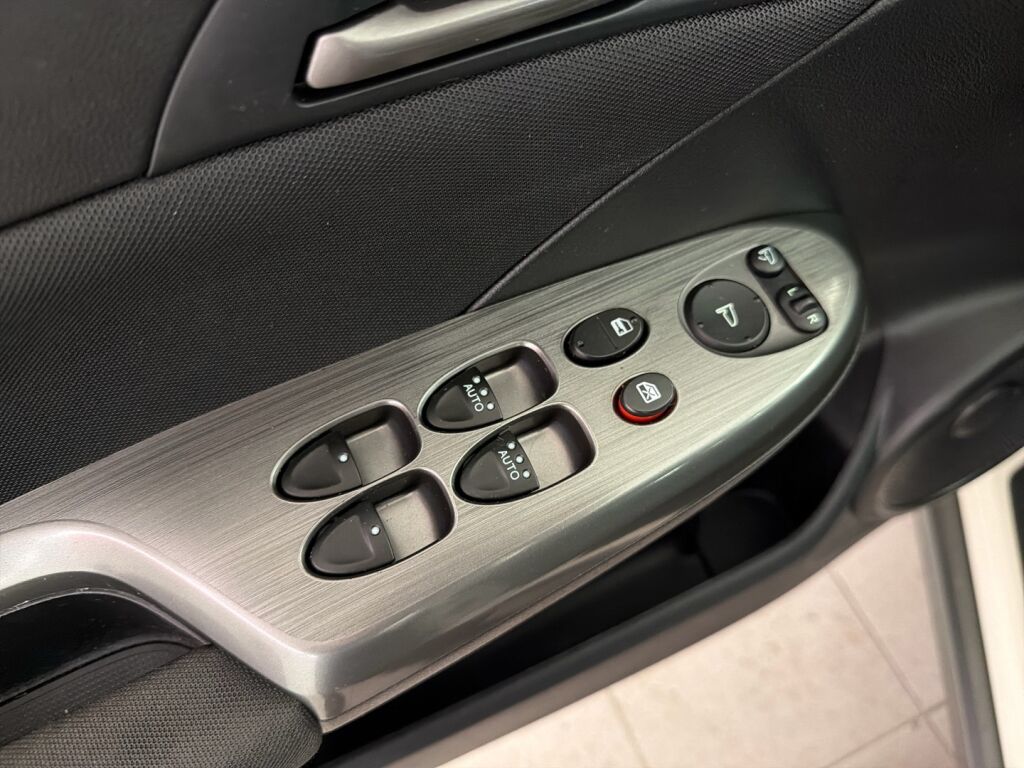 Honda Civic 2010 Valkoinen