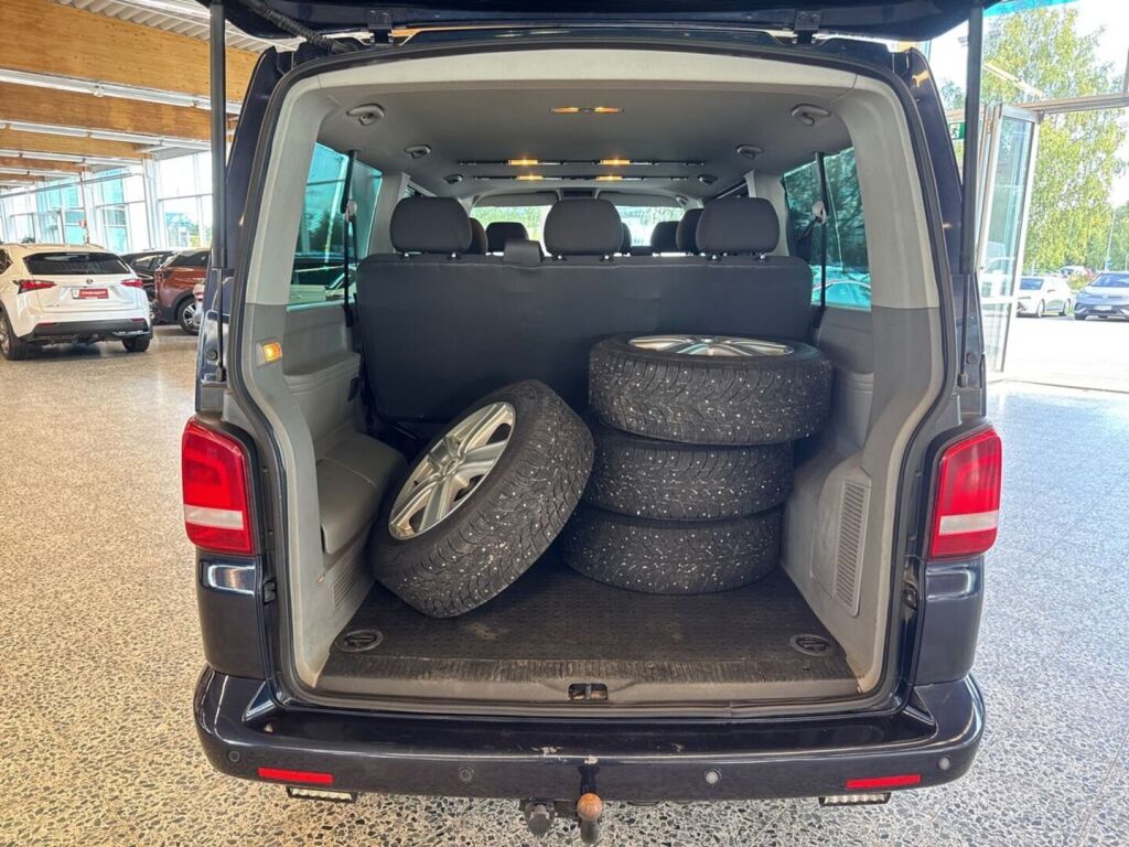 Volkswagen Caravelle 2010 Sininen