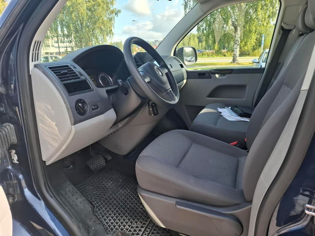 Volkswagen Caravelle 2010 Sininen