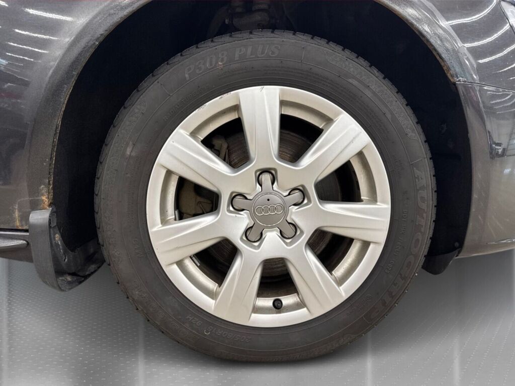 Audi A4 2010 Harmaa