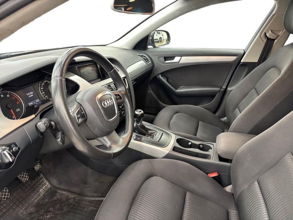 Audi A4 2010 Harmaa