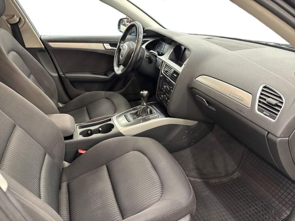 Audi A4 2010 Harmaa