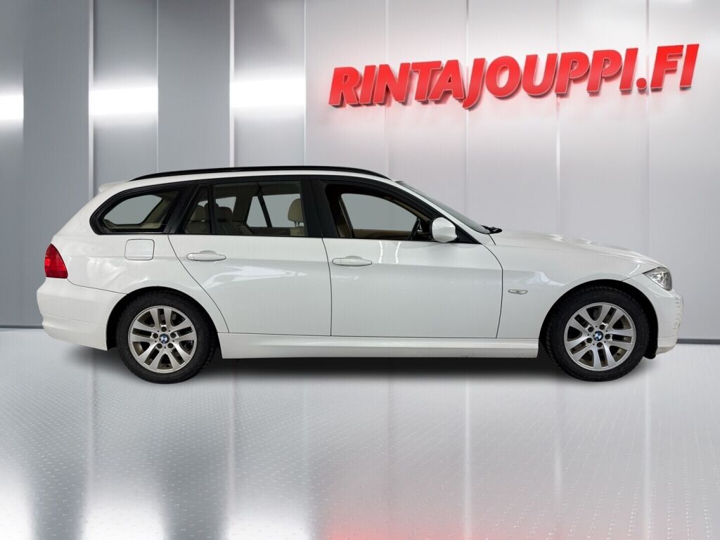 BMW 318 2010 Valkoinen