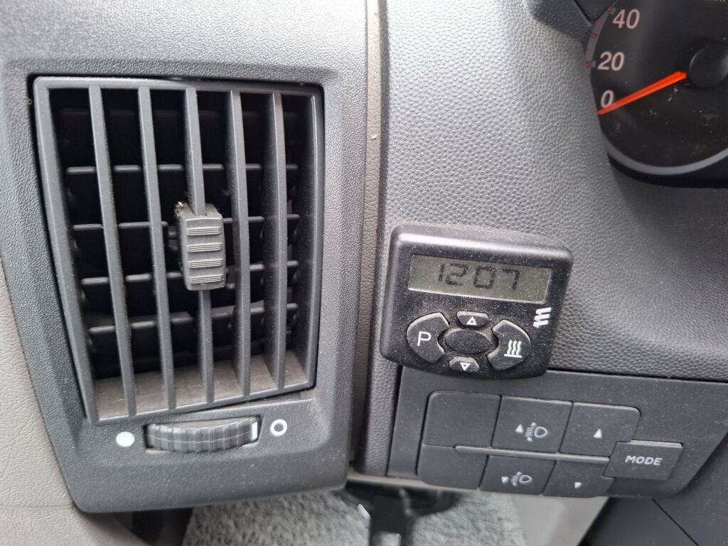 Adria COMPACT SL 2011 Valkoinen