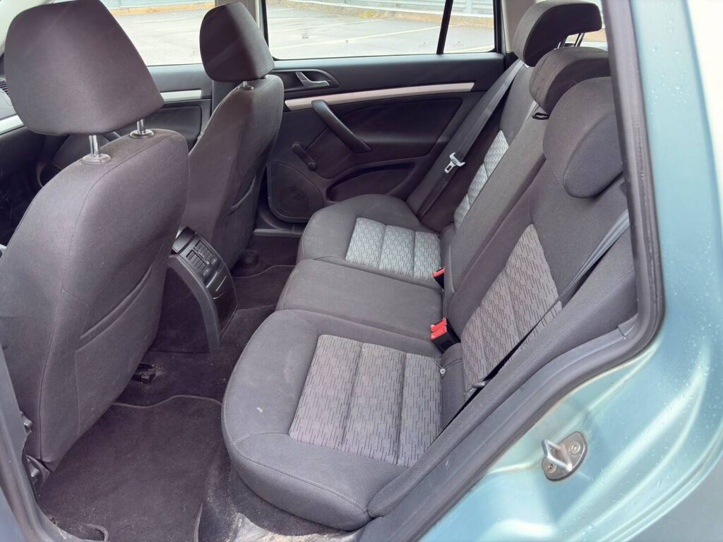 Skoda Octavia 2011 Vihreä