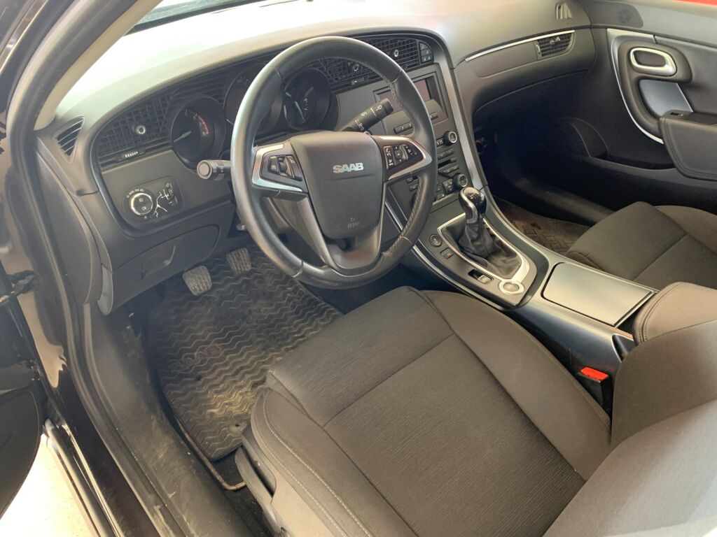 Saab 9-5 2011 Ruskea (beige)