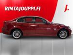 BMW 320 2011 Punainen