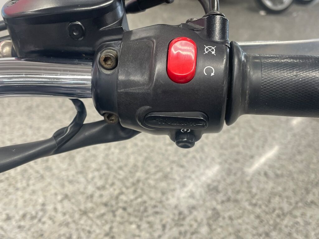 Triumph ROCKET III 2006 