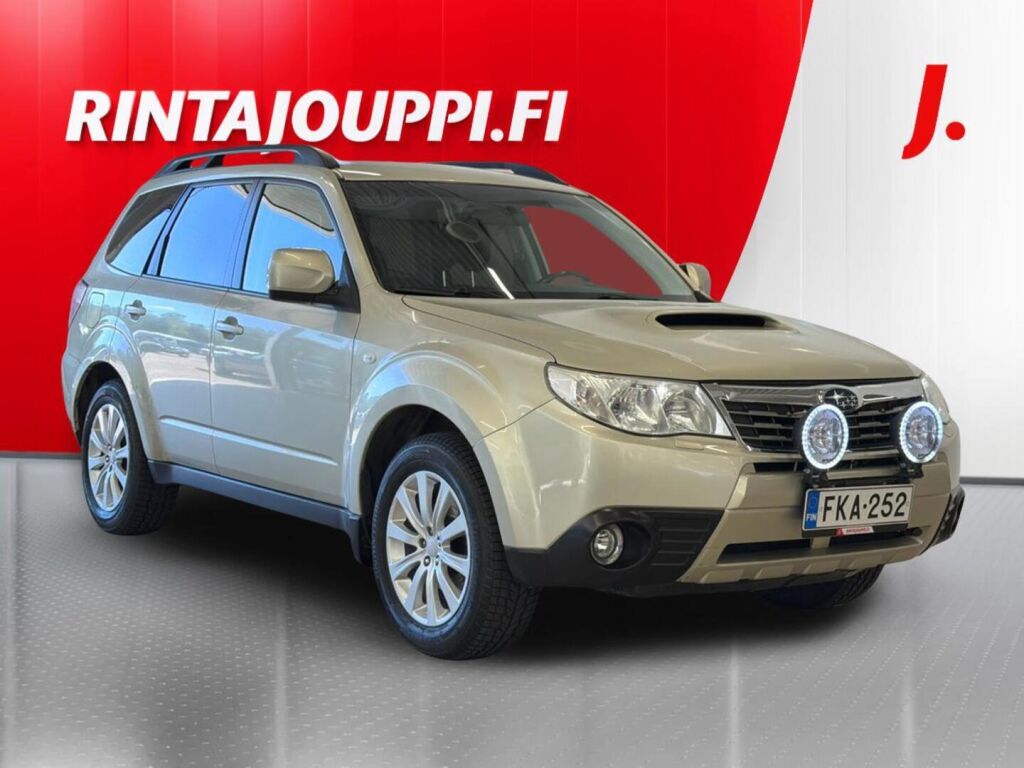 Subaru Forester 2011 Keltainen