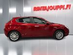Alfa Romeo Giulietta 2011 Punainen