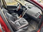 Volvo XC60 2009 Punainen