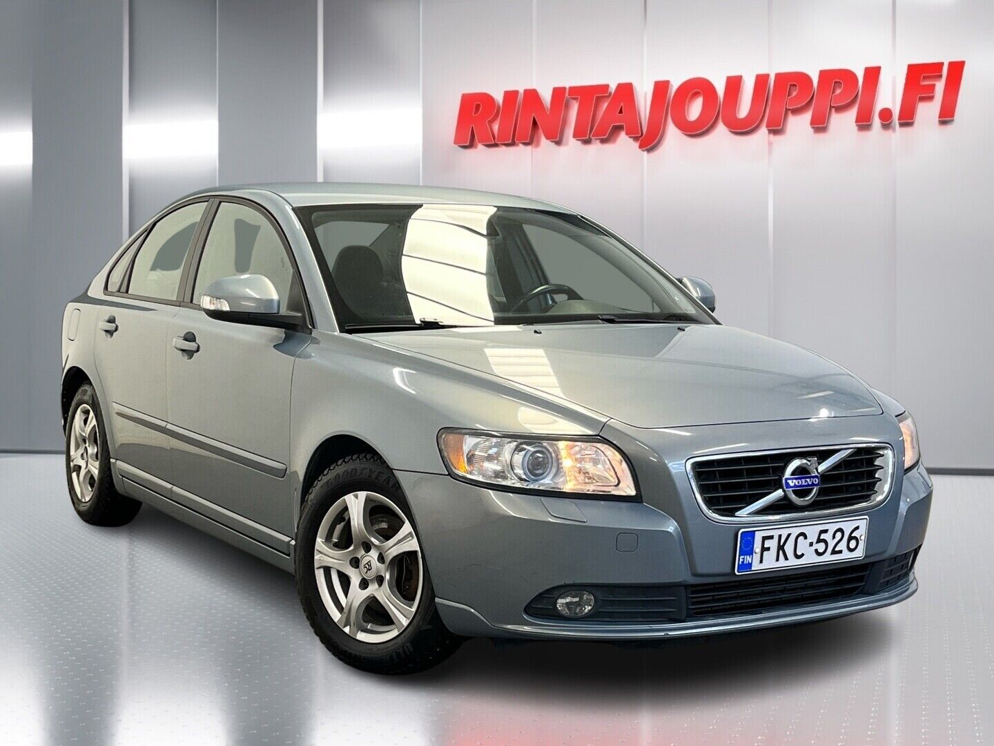 Sininen Volvo S40