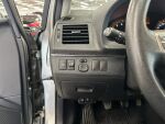 Toyota Avensis 2011 Harmaa