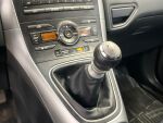 Toyota Auris 2011 Harmaa