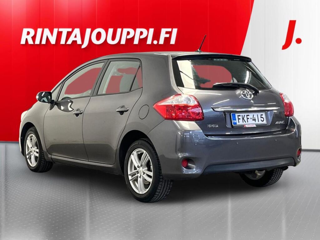 Toyota Auris 2011, photo 3/25
