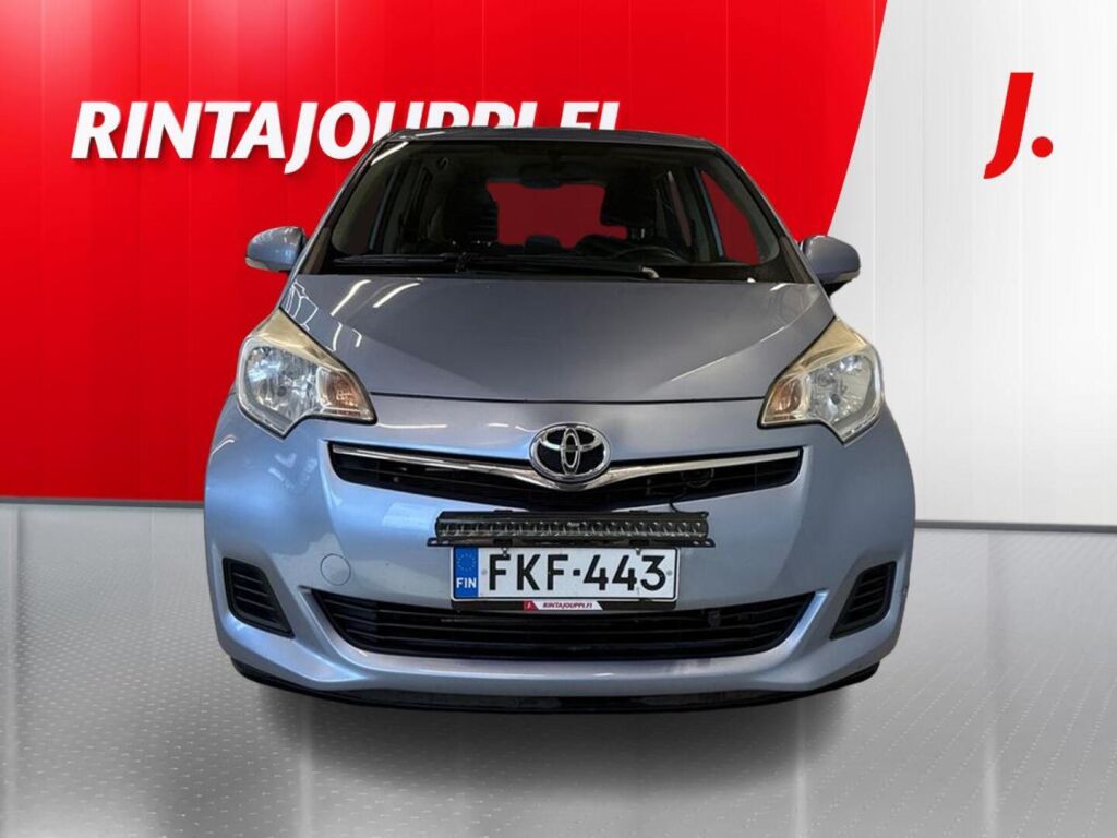 Toyota Verso-S 2011 Sininen