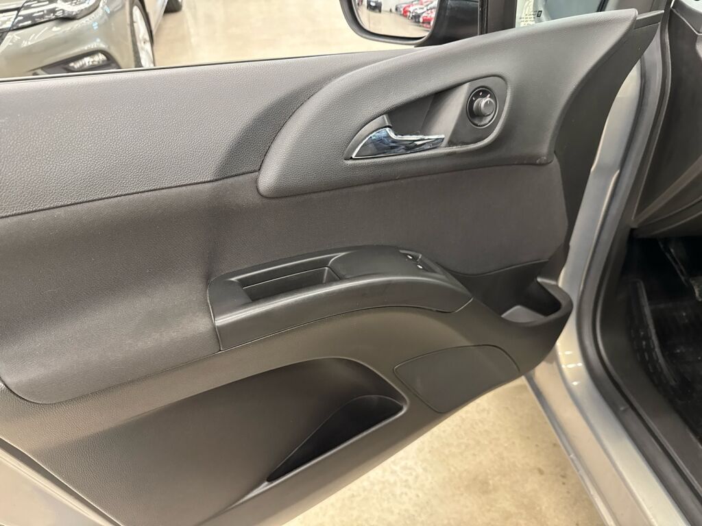 Opel Meriva 2011 Ruskea (beige)