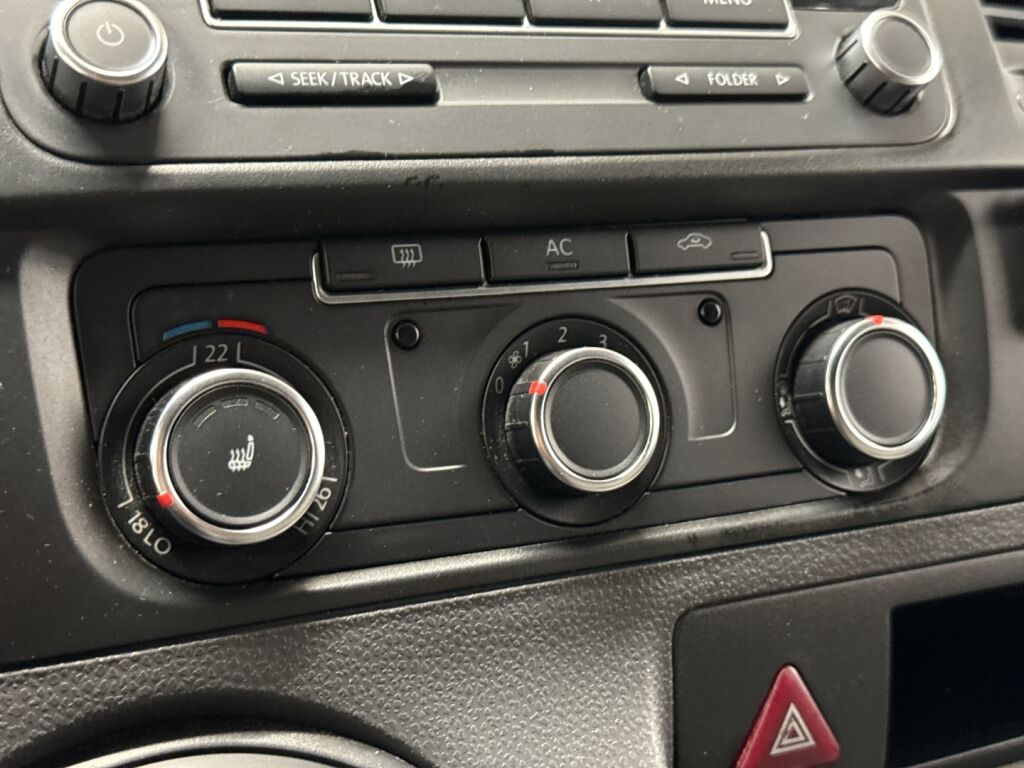 Volkswagen Transporter 2011 Valkoinen