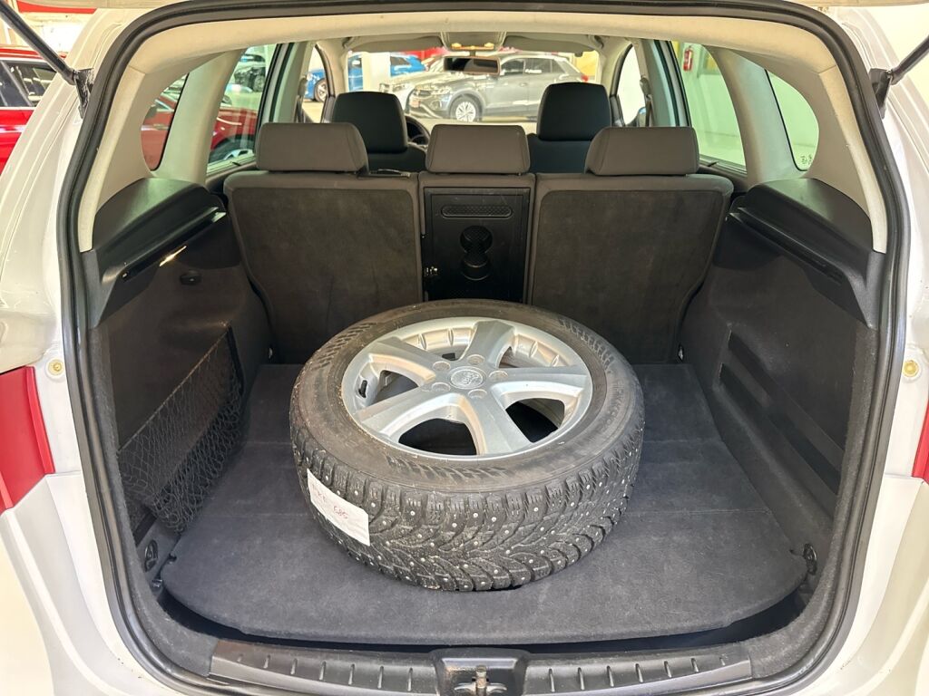 Seat Altea XL 2011 Valkoinen