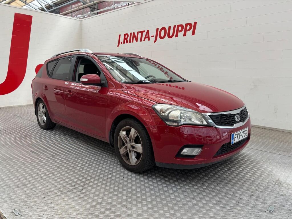 Kia Ceed 2011 Punainen