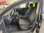 Volkswagen Passat 2011 Ruskea (beige)