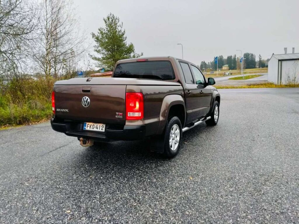 Volkswagen Amarok 2011 Ruskea (beige)