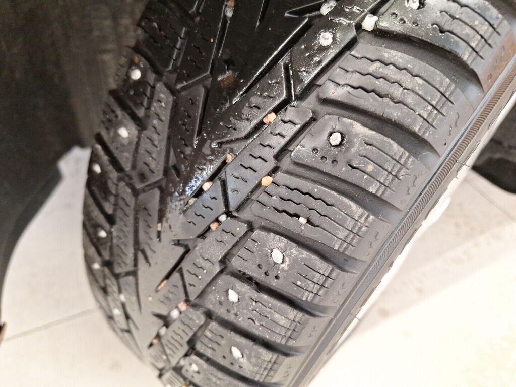 Nissan Micra 2011 Oranssi