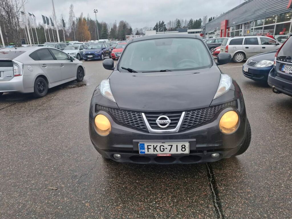 Nissan Juke 2011 Musta