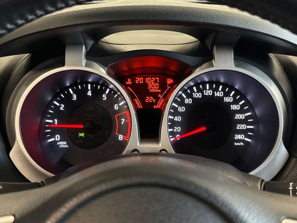 Nissan Juke 2012 Harmaa