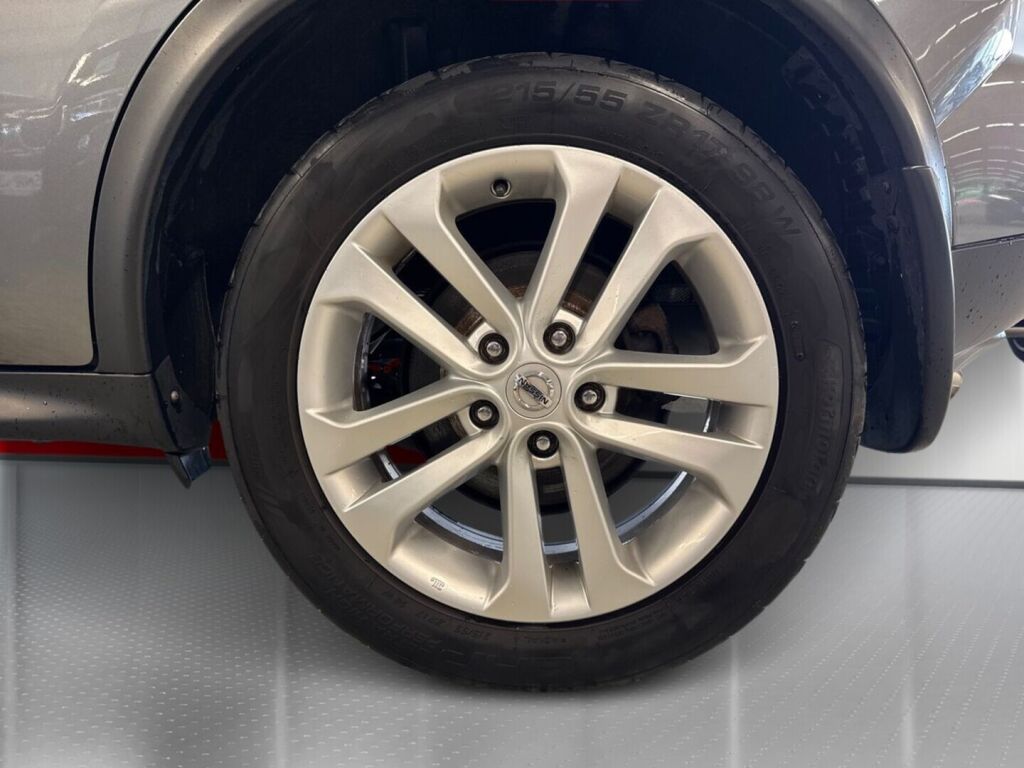 Nissan Juke 2012 Harmaa