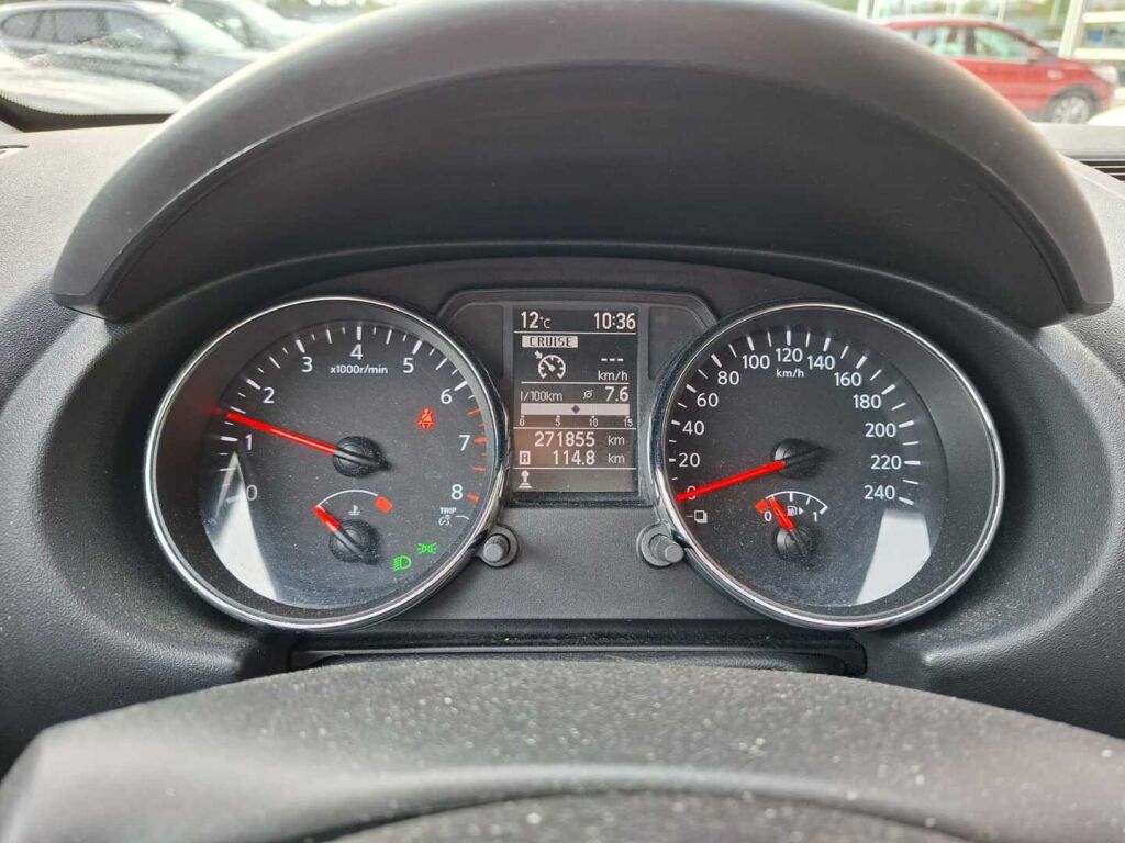 Nissan Qashqai+2 2012 Musta