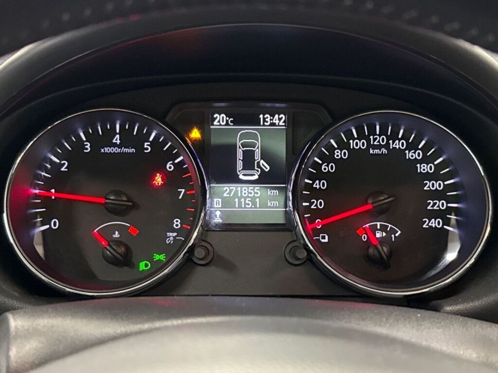 Nissan Qashqai+2 2012 Musta