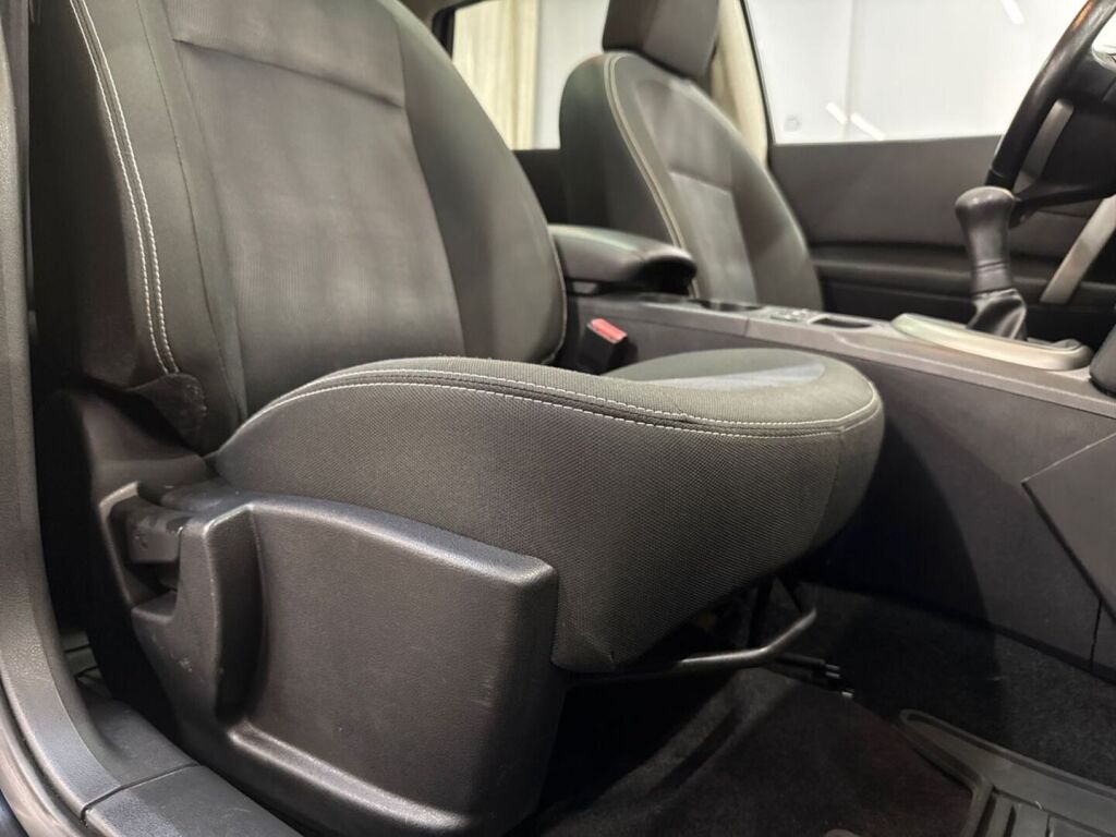 Nissan Qashqai+2 2012 Musta