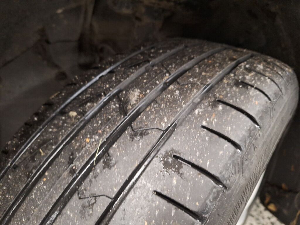 Nissan Qashqai+2 2012 Musta