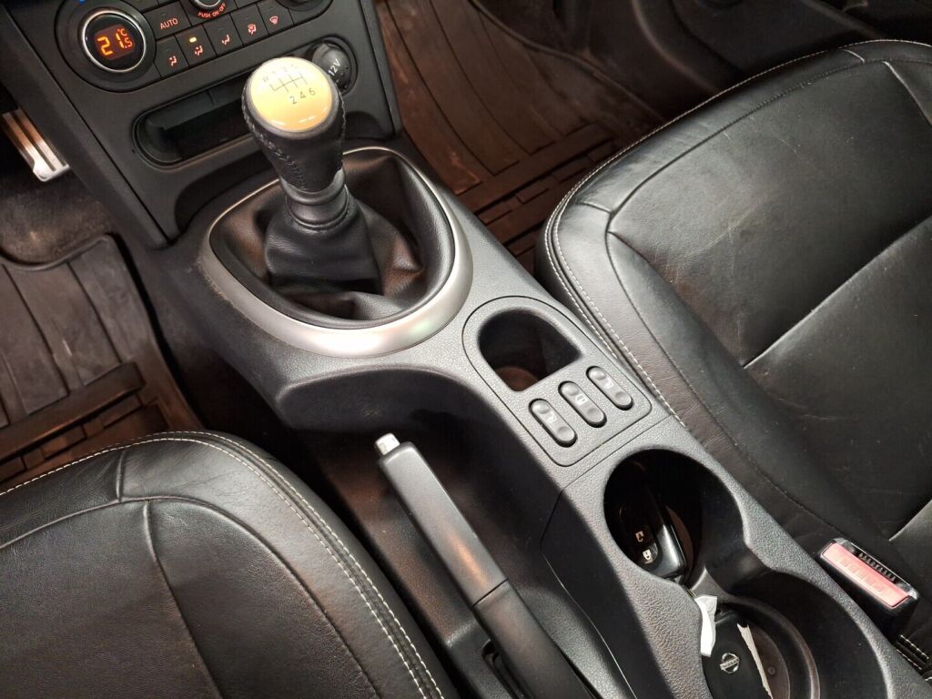 Nissan Qashqai+2 2012 Musta