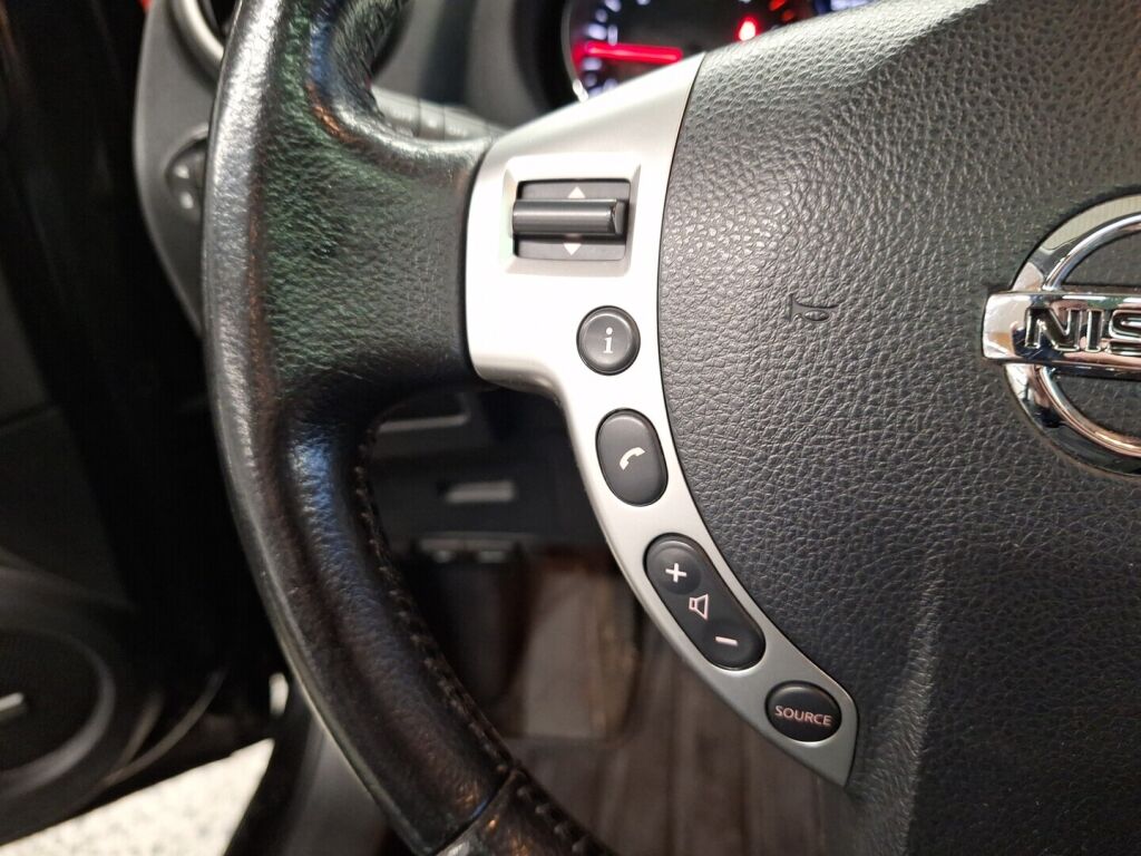 Nissan Qashqai+2 2012 Musta