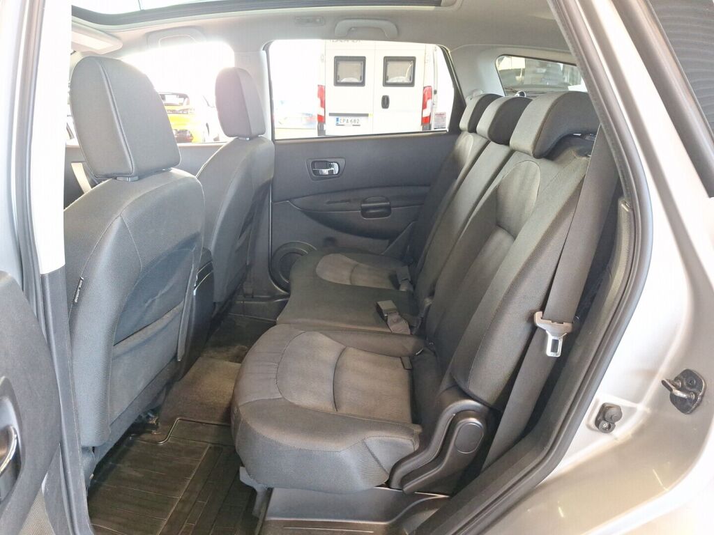 Nissan Qashqai+2 2011 Hopea