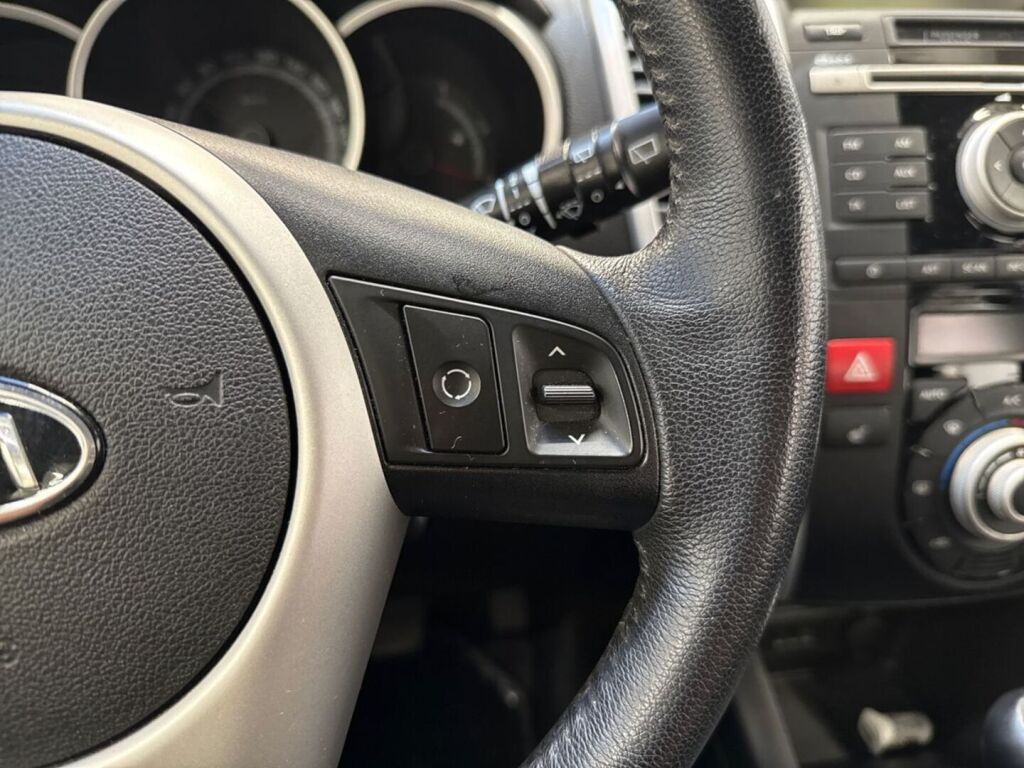 Kia Venga 2012 Musta