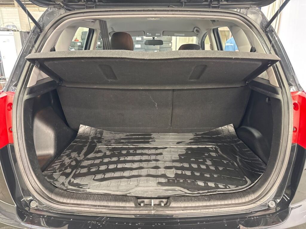 Kia Venga 2012 Musta
