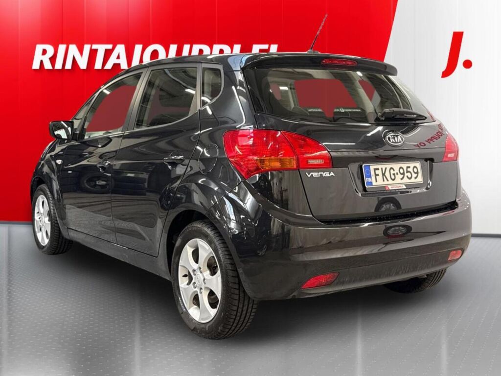 Kia Venga 2012 Musta