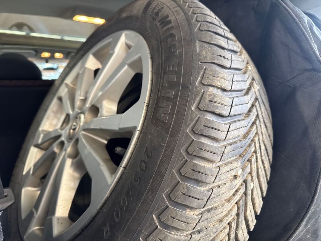 Toyota Verso 2011 Sininen