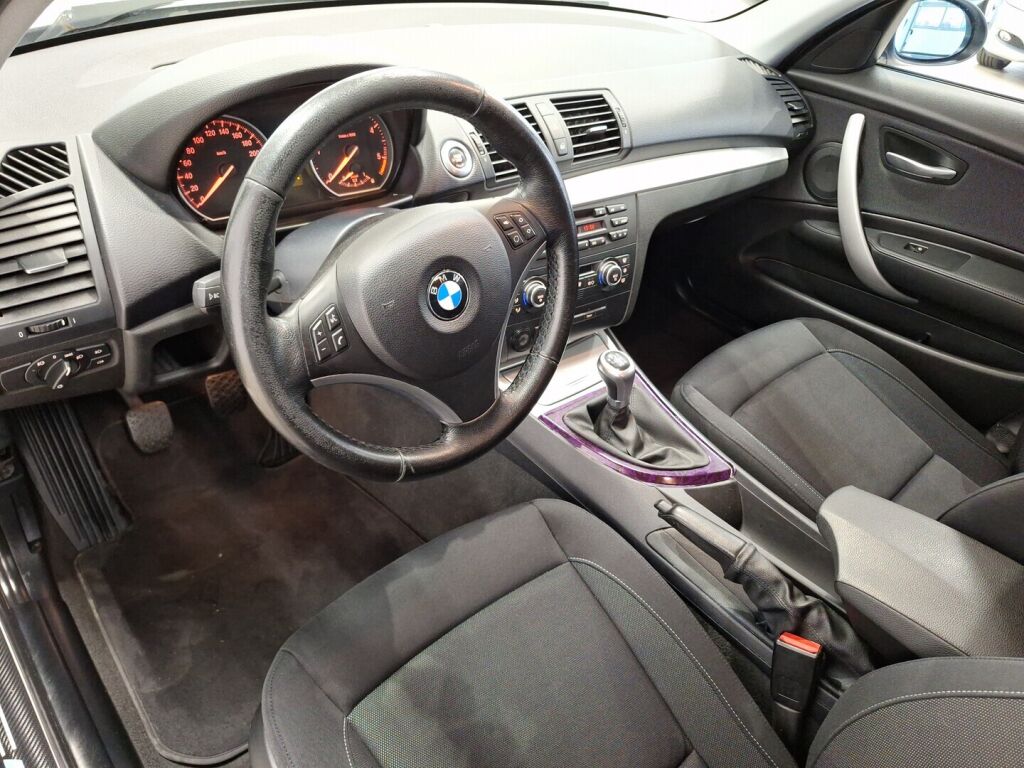 BMW 123 2009 Hopea