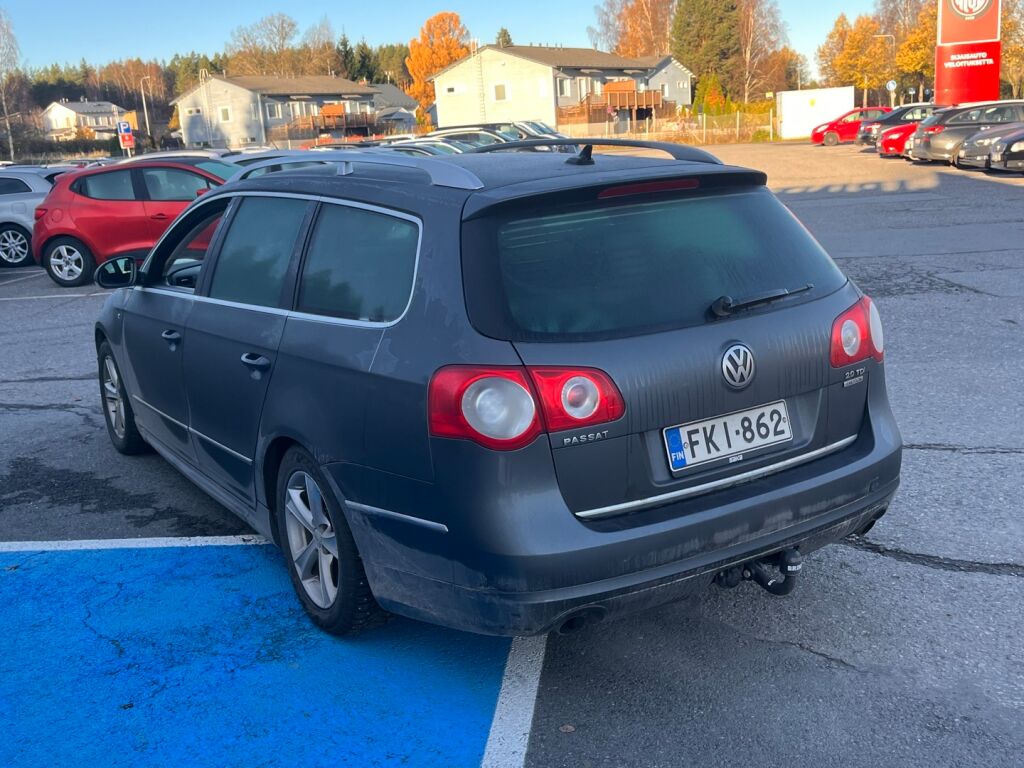 Volkswagen Passat 2010 Harmaa