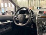 Toyota Auris 2011 Sininen